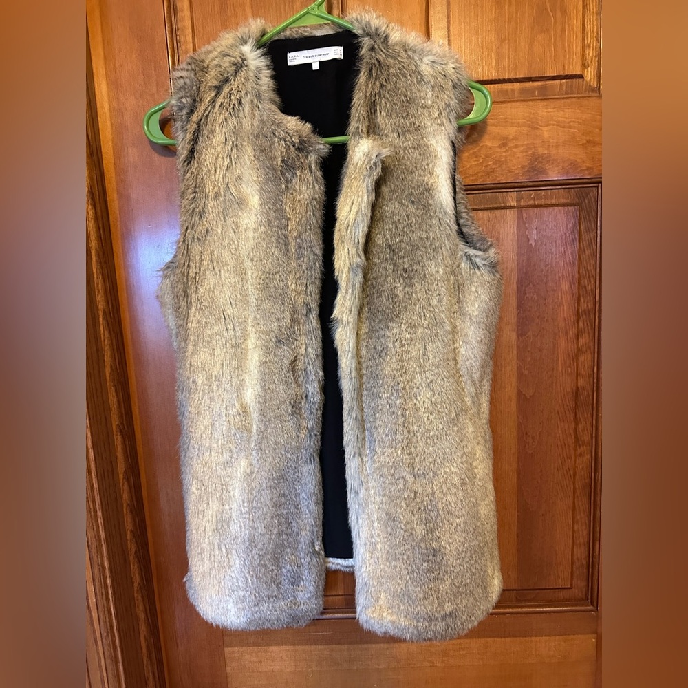 Zara Faux Fur Vest in Brown and gray shades